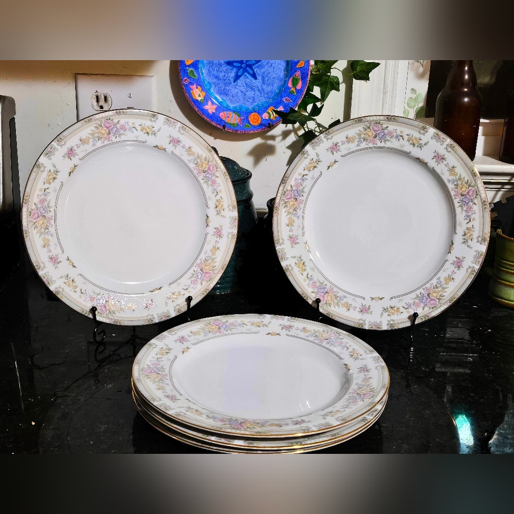 Fabarwear Southampton Fine China Dinner plates #233